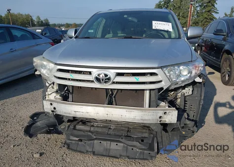 2013 Toyota Highlander Base Plus V6 z USA, uszkodzony, nr VIN 5TDZK3EH2DS100380